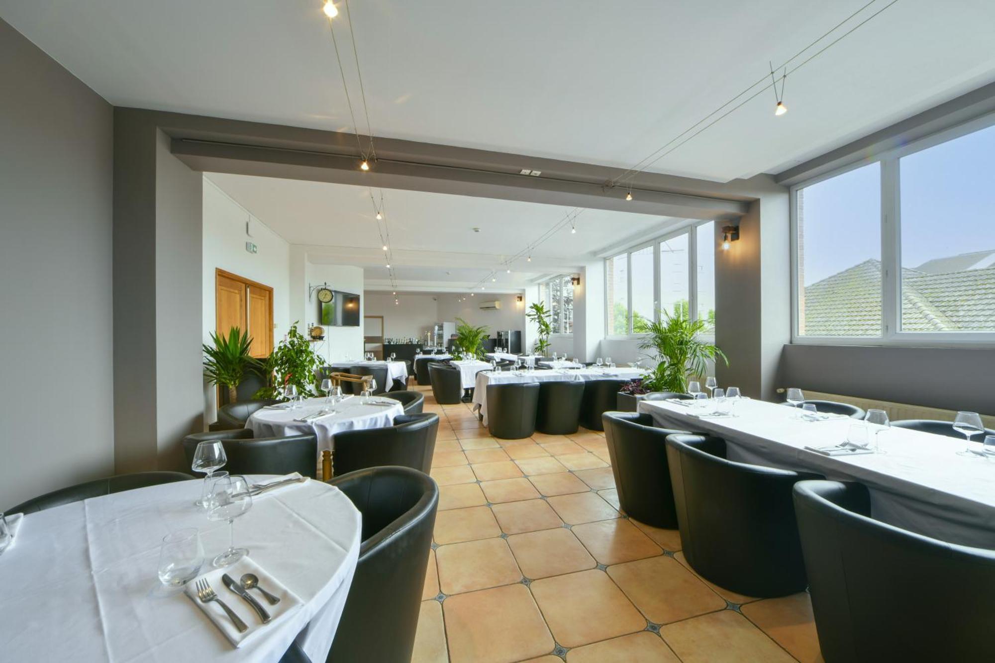 Hotel Enjoy Garden Vierzon Exteriér fotografie