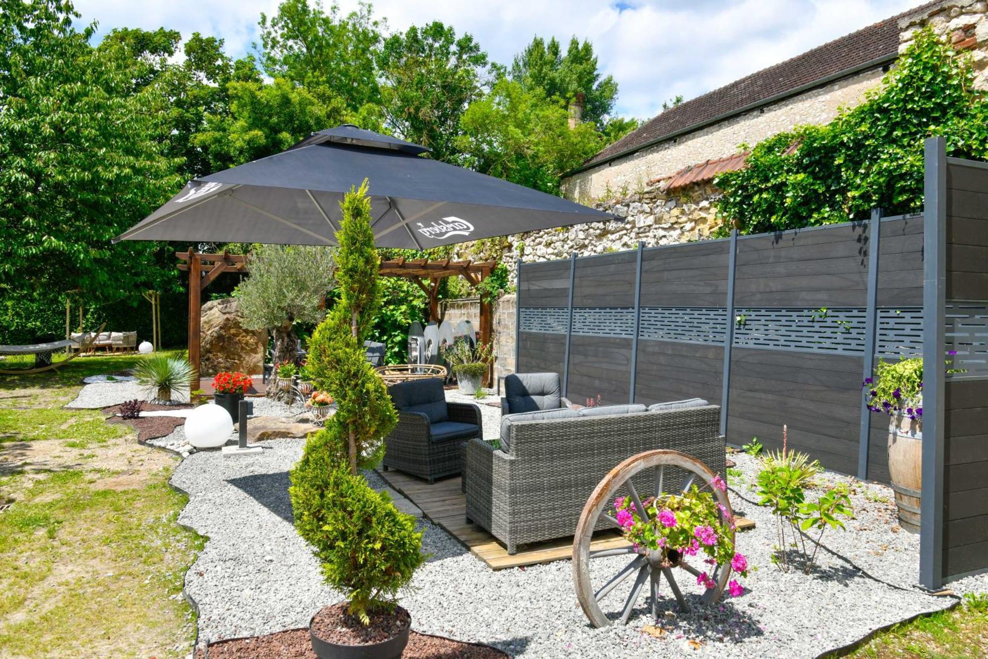 Hotel Enjoy Garden Vierzon Exteriér fotografie